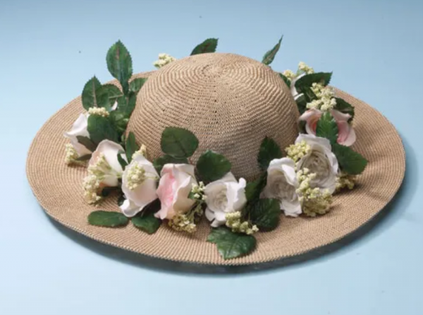 Topi Sunhat dengan Hiasan Bunga Kain